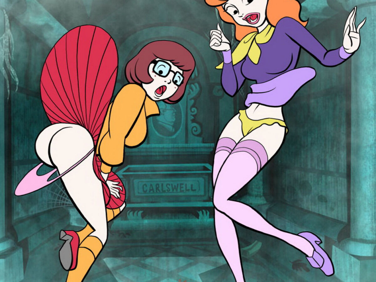 Velma Dinkley and Daphne Blake Panties Female Only > Your Cartoon Porn