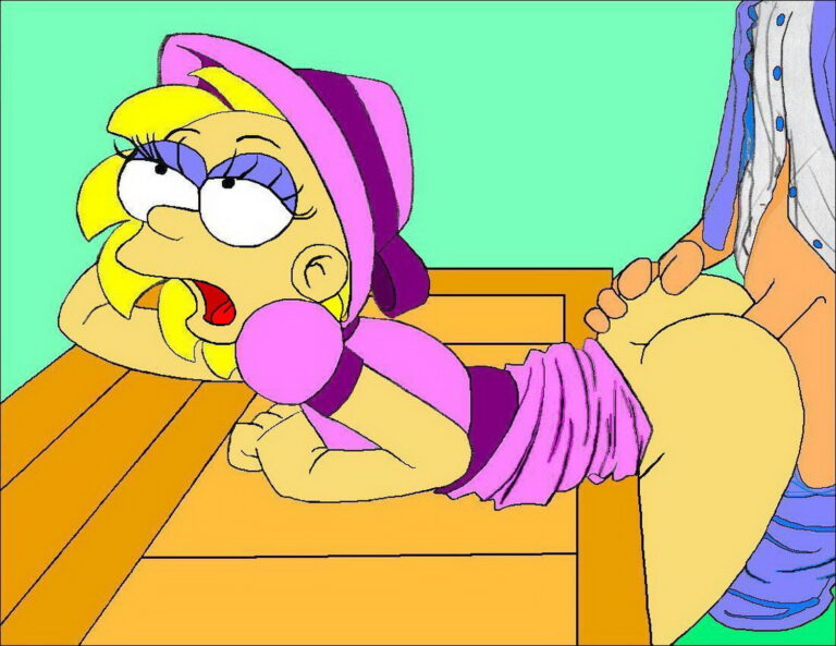Lisa Simpson Hand On Butt