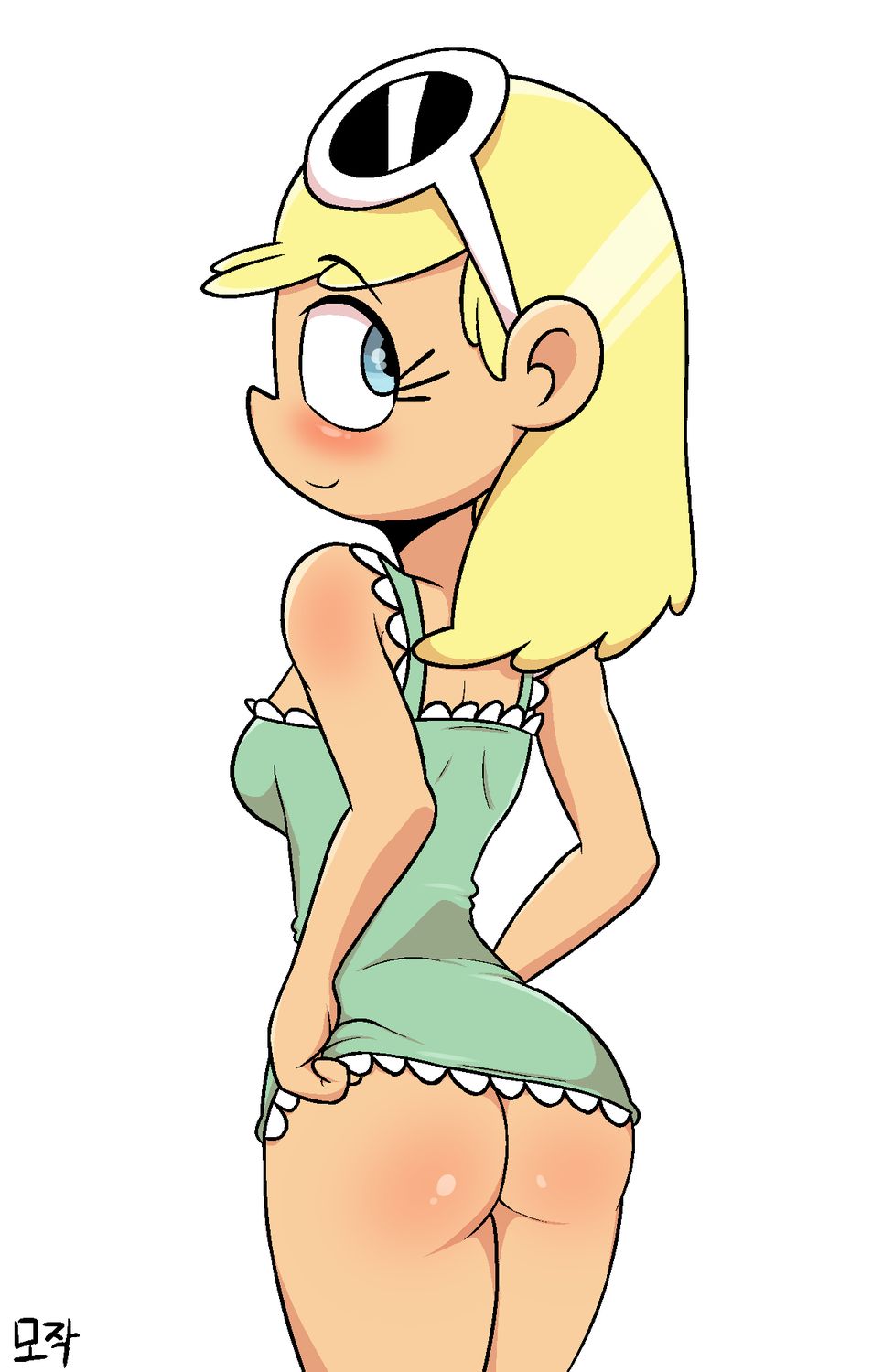 Leni Loud No Underwear