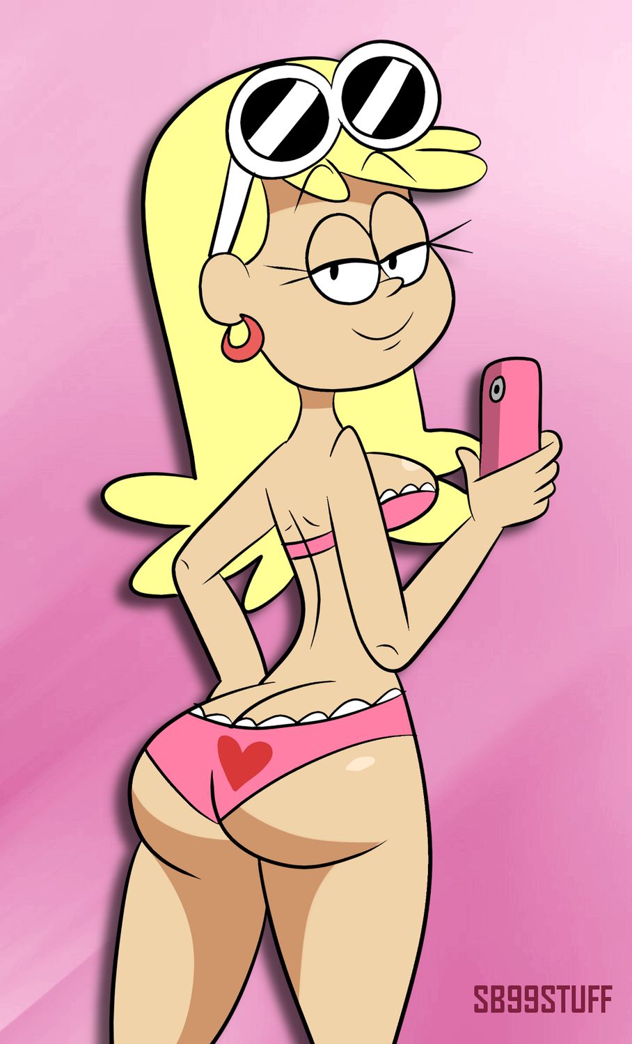 Leni Loud Huge Ass